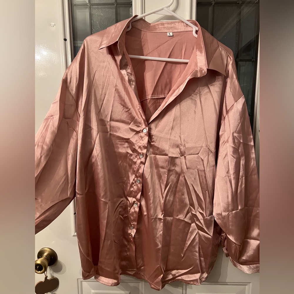 Button up blouse - Picture 2 of 7